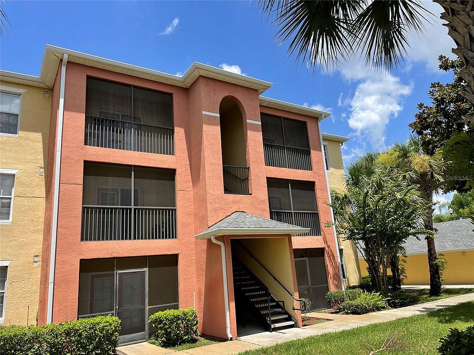 1st image of 10831 Windsor Walk Dr #1302