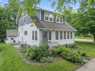 225 4th Ave SW, Faribault, MN 55021