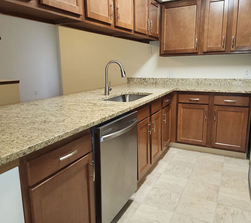 1st image of 19640 Puritas Ave #20404414