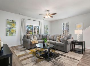 11252 Magill Terrace Dr, Chester, VA 23831