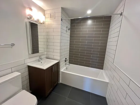 490 Myrtle Avenue image 2 of 15