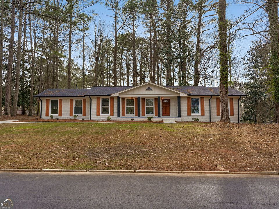 1st image of 644 Pinehurst Dr