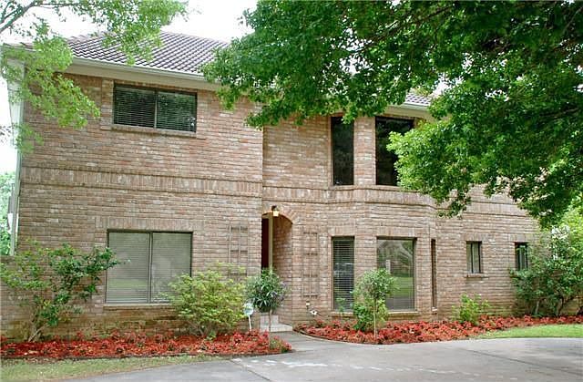 1st image of 17143 S Ivy Cir