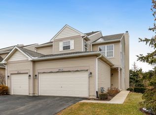 2913 White Thorn Cir, Naperville, IL 60564