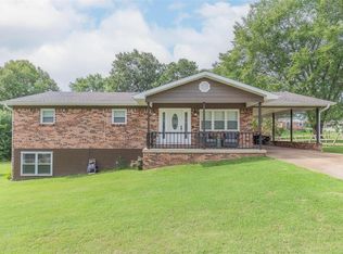 2002 Kysar Rd, Poplar Bluff, MO 63901