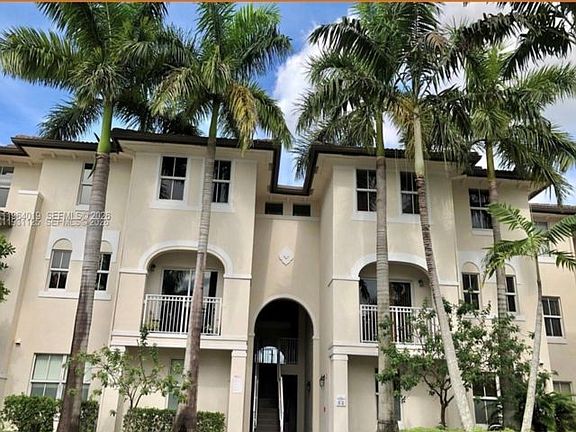 2nd image of 11503 NW 89th St #212