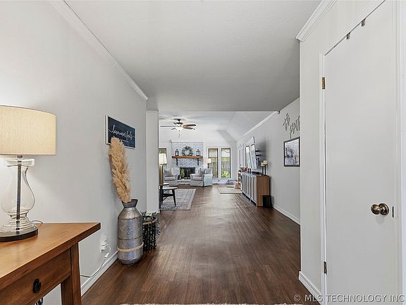 4th image of 6920 E 99th St