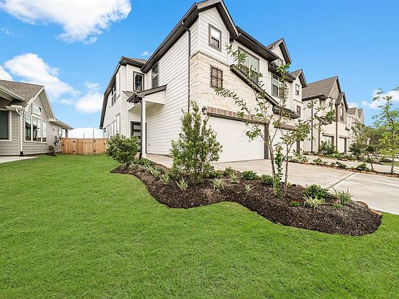 2nd image of 9422 Harvest Bay Court