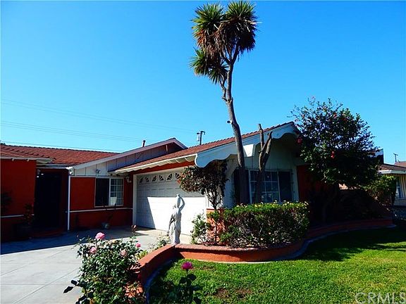 4th image of 7930 Delphinium Cir