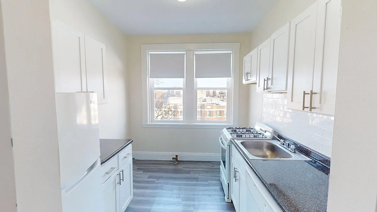 Building Photo - 1687 Commonwealth Ave #1
