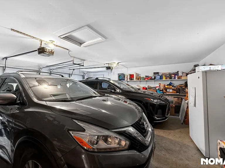 13648 Spinning Wheel Dr — Photo 38