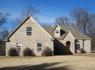 3342 Manning Dr, Memphis, TN 38128