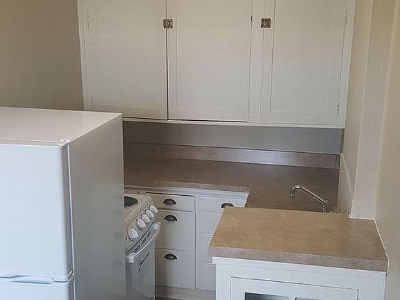3rd image of 2823 6th Ave N APT 17