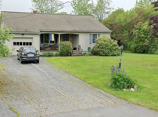 20 Knox Bros Ave, Searsport, ME 04974