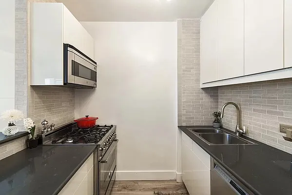 Rented by Compass | media 6