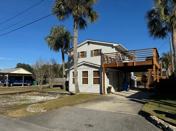 230 Christmas Tree Ln #B, Panama City Beach, FL 32413