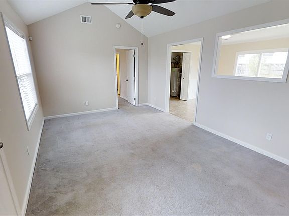 4th image of 122 Daneswood Ct