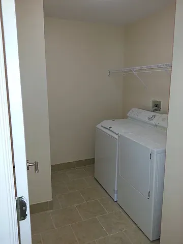 2834 N Greenwood Ave — Photo 11