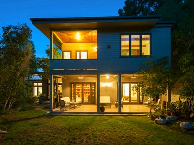 1064 Hanley Ave, Los Angeles, CA, 90049