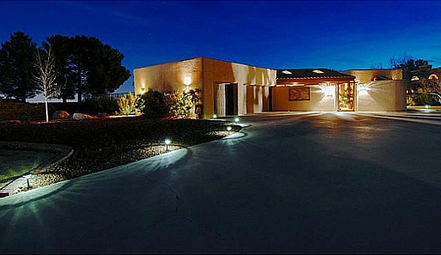 1st image of 700 Patio Feliz Ln