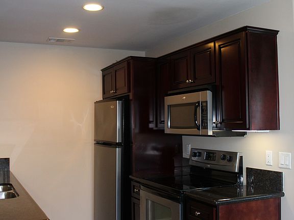 3rd image of 921 S Sunshine Ave APT 18