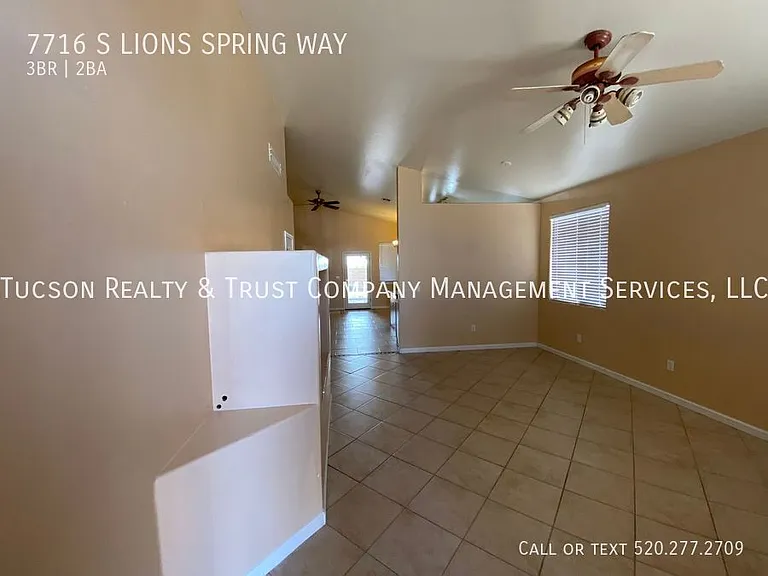 7716 S Lions Spring Way — Photo 2