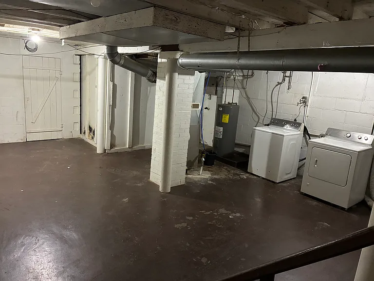 3121 Jefferson St — Photo 12