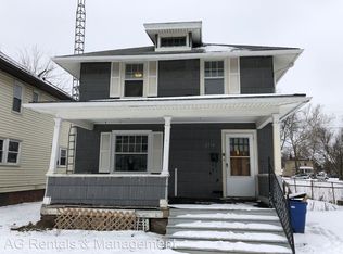 2914 Central Dr, Fort Wayne, IN 46806