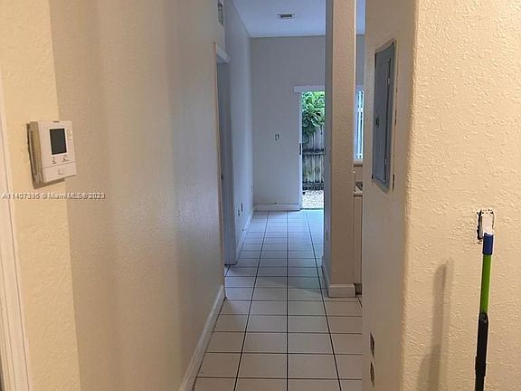 5th image of 2460 SE 16th Ter Unit 103