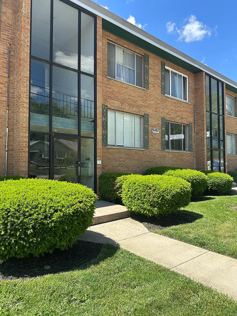 Building Photo - 9495 Reading Rd #9