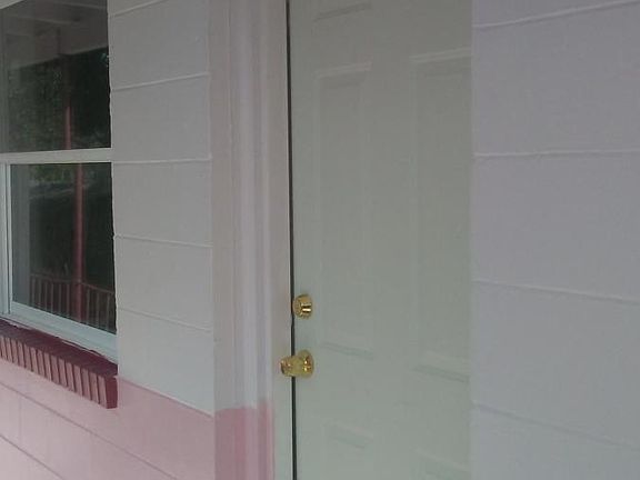 5th image of 1437 W 26th St APT 2