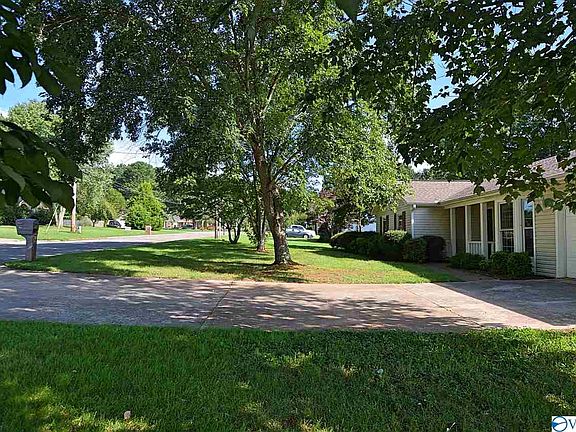 3rd image of 764 Seina Vista Dr