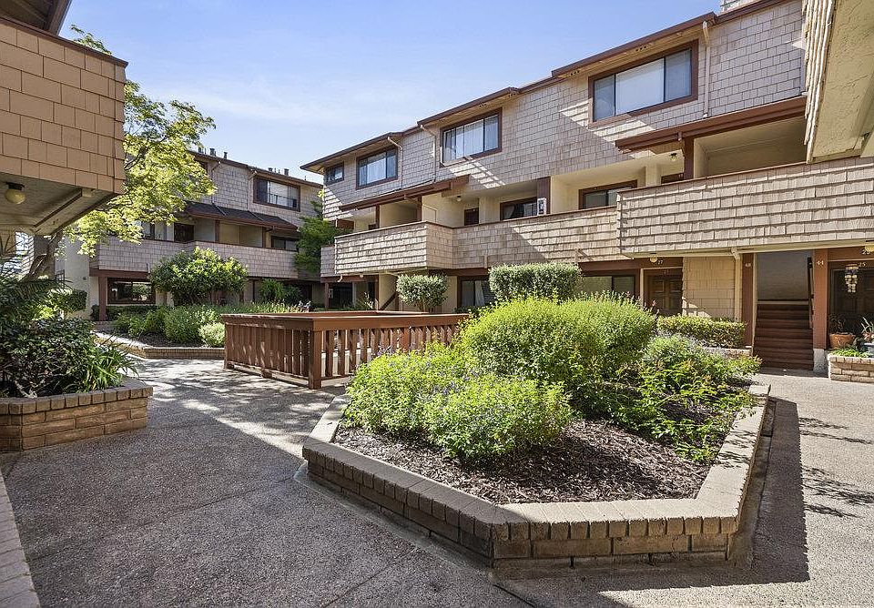 2785 S Bascom Ave APT 19, Campbell, CA 95008 | Zillow