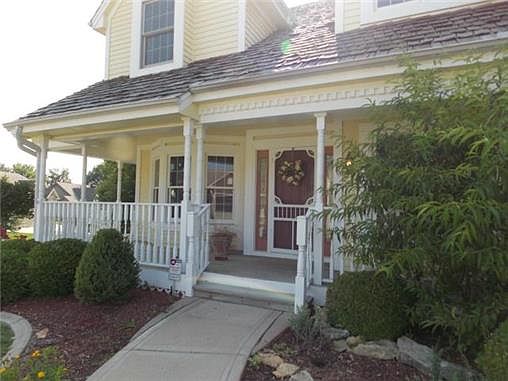 2nd image of 1120 Aspen Dr