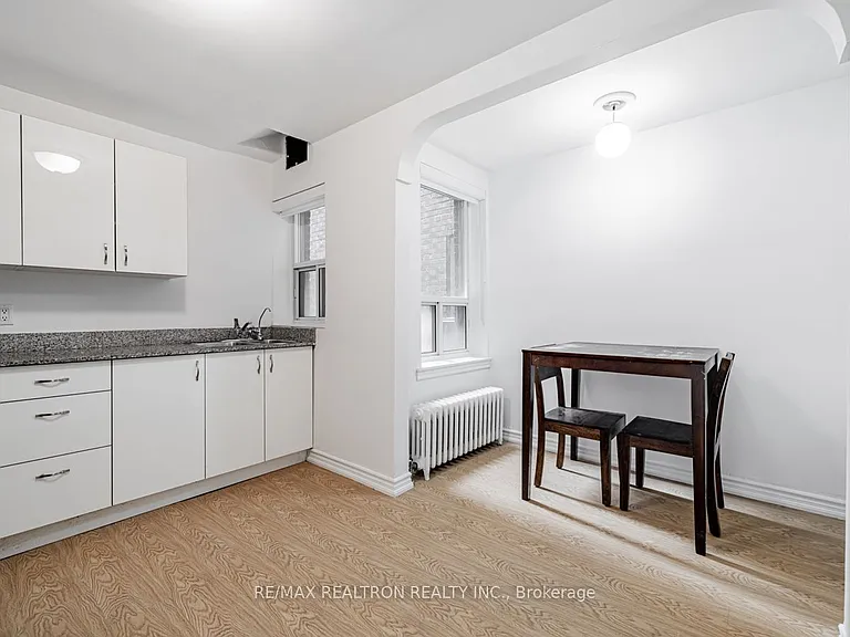 1840 Bathurst St #104 — Photo 6