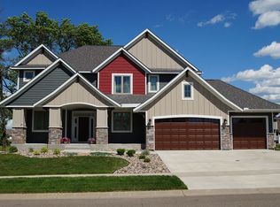 7916 Shadyview Ln N, Maple Grove, MN 55311