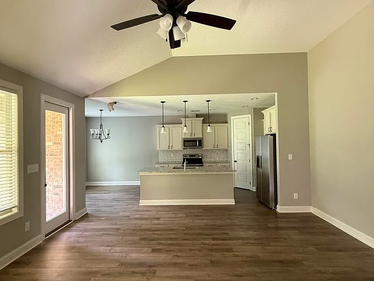 111 Judy Kay Way — Photo 12
