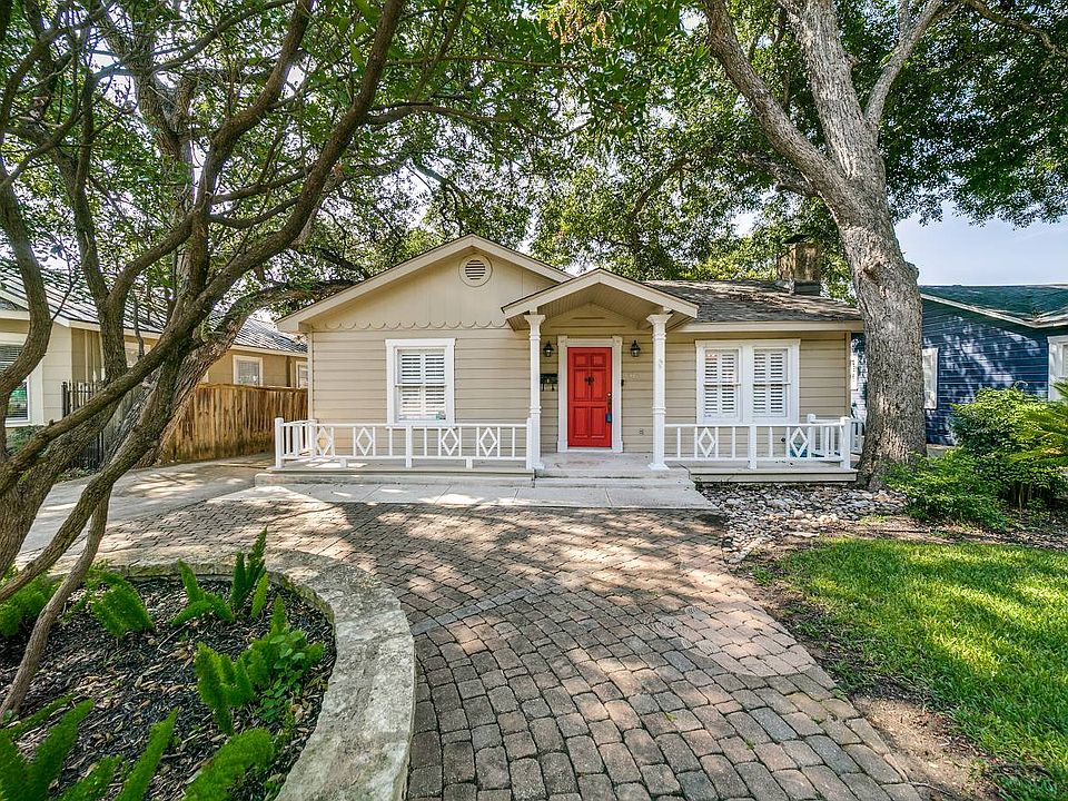 1st image of 210 Castano Ave