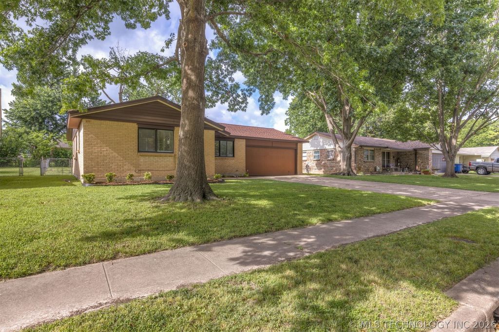 12152 E 21st Ct, Tulsa, OK - View 3