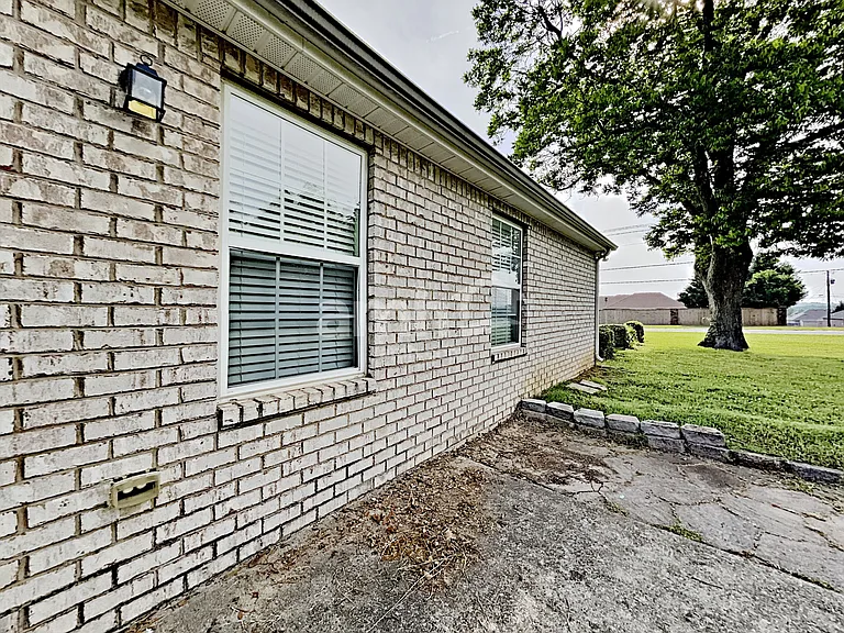 3001 Mesquite Dr — Photo 18
