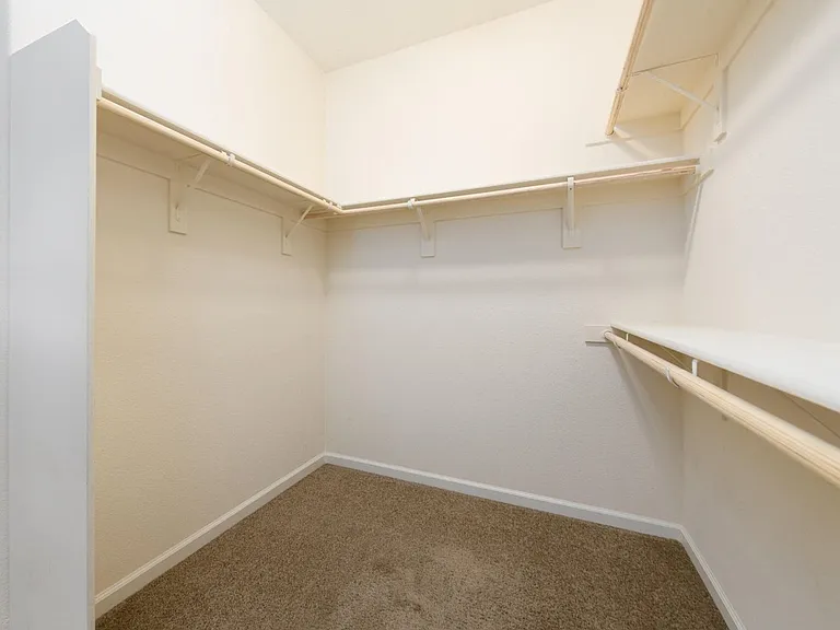 1032 Arbor Rd — Photo 13