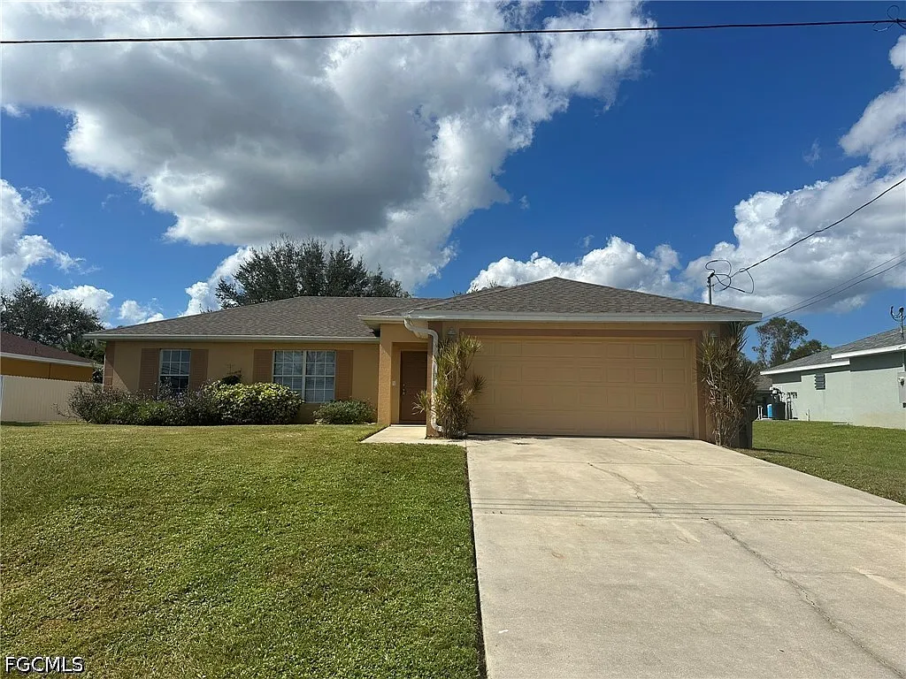 4 bed, 2.0 bath, 1734 sqft, $2,000 — Photo 2