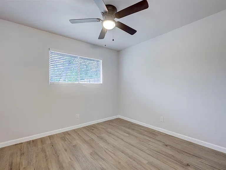 5209 Purple Sage Dr #A — Photo 8