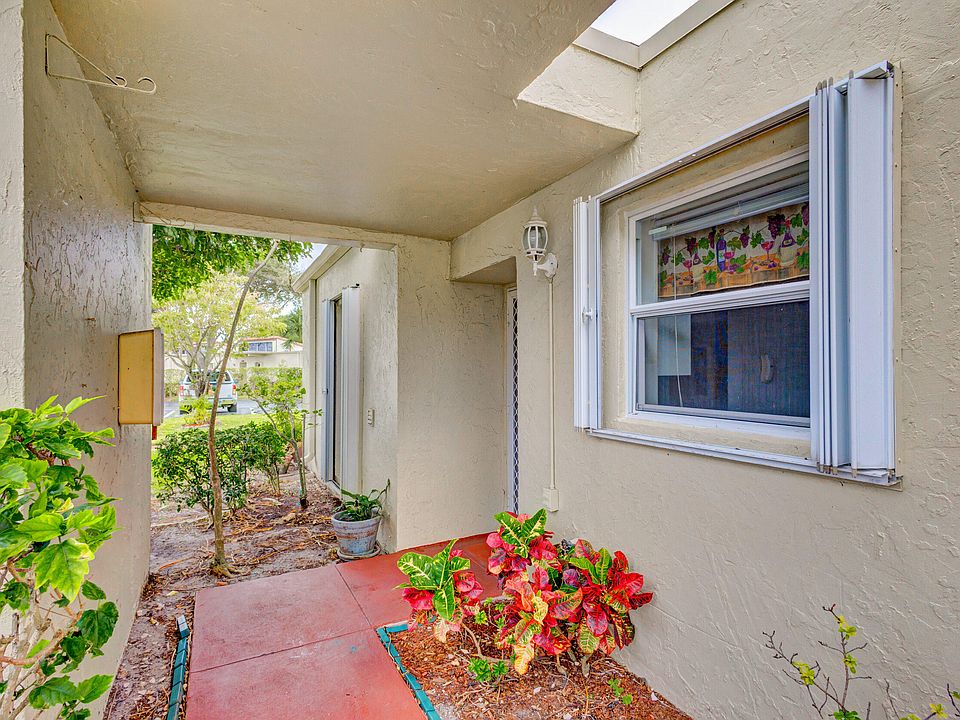 Boundbrook Thru Condominiums 2528 Boundbrook Dr S West Palm Beach FL