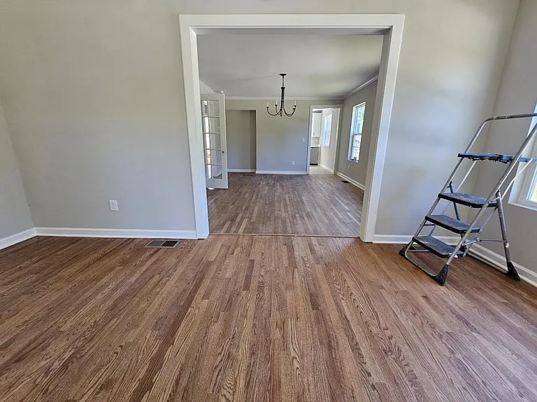 1120 Morningside Dr — Photo 5