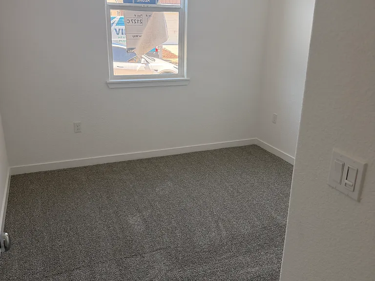 12771 Ironbow Way — Photo 3