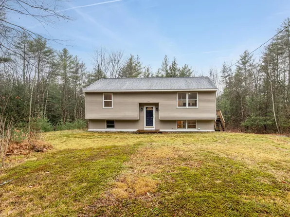 377 Dustin Tavern Road, Weare, NH 03281