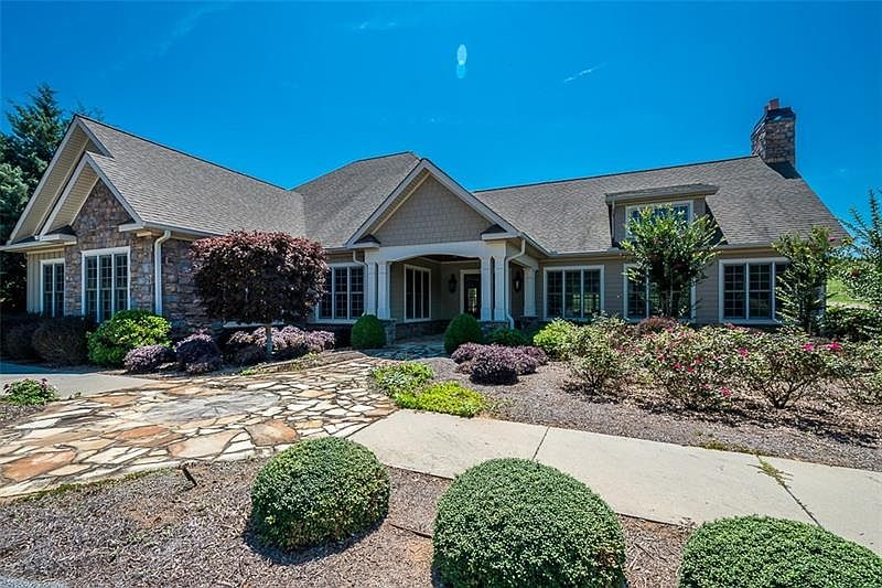 2nd image of 1132 Sydney Ln
