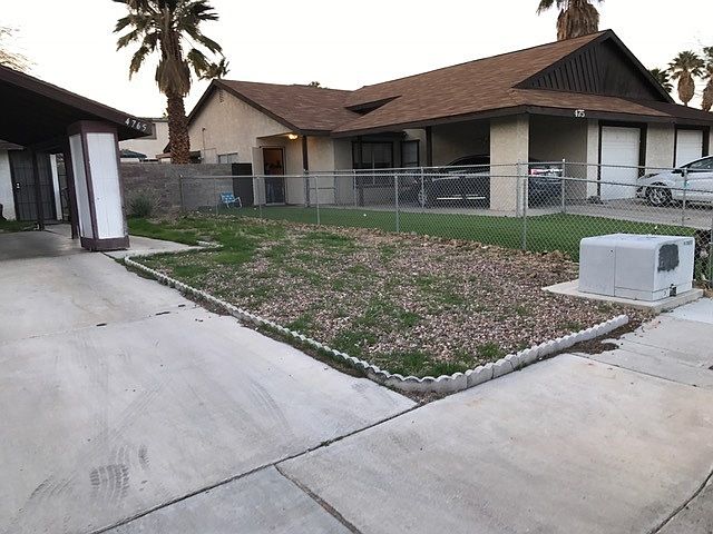 1st image of 4765 Woodlake Ave