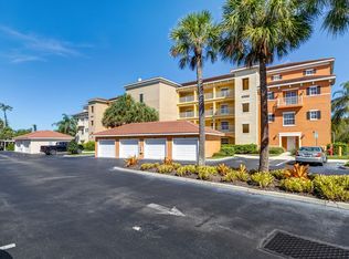 4530 Botanical Place Cir APT 206, Naples, FL 34112